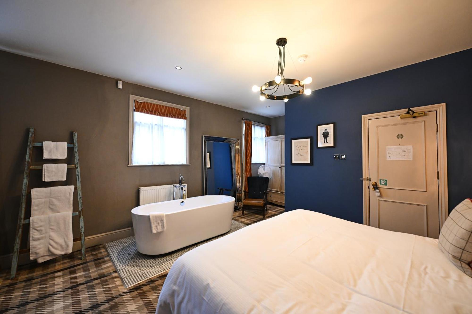 The King'S Head Hotel Бевърли Екстериор снимка